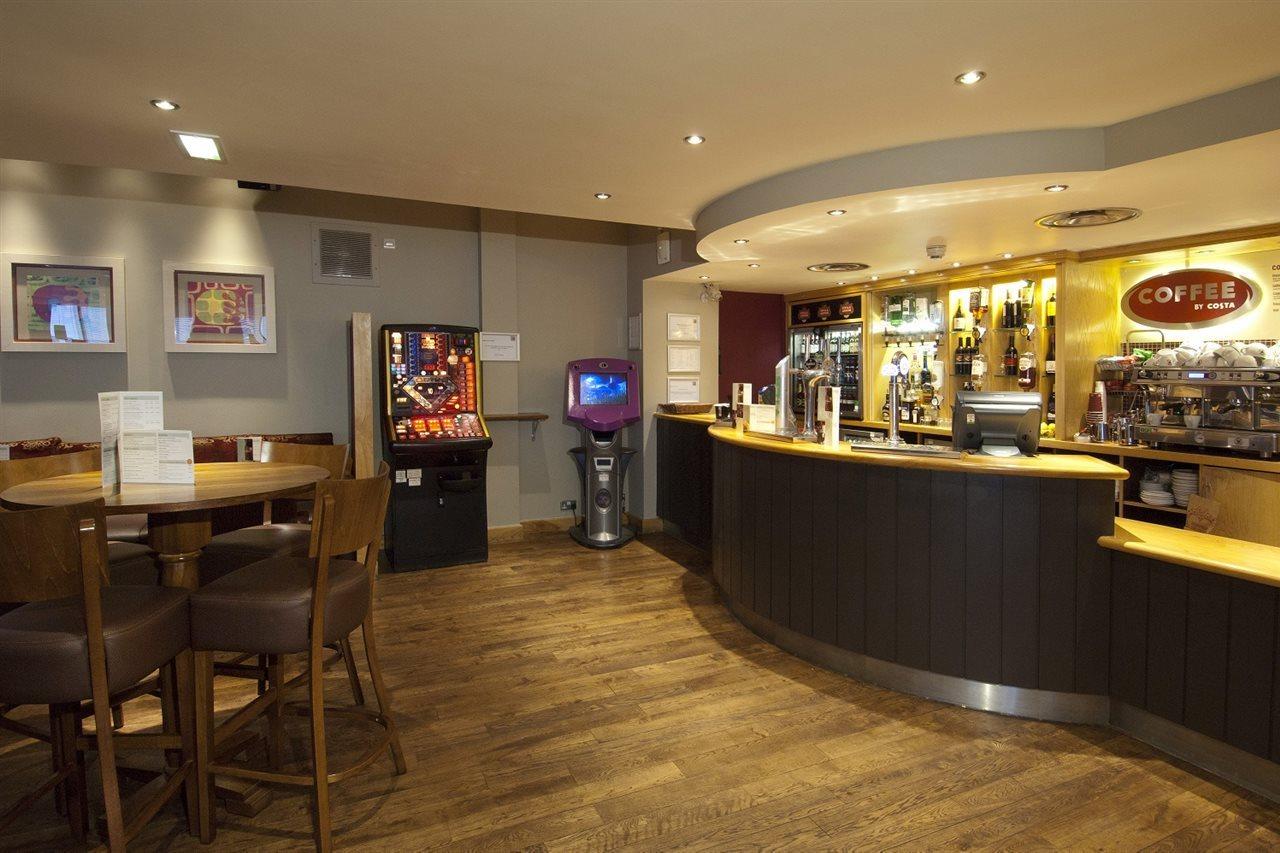 Premier Inn Sheffield City Centre Exterior photo